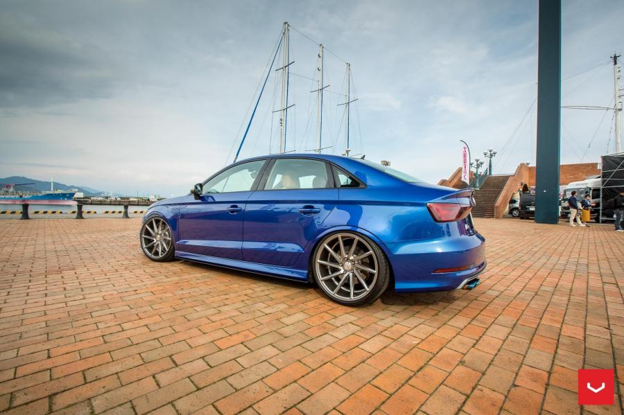  Audi S3 Sedan on Vossen Wheels (CVT) 2017 года  (фото 5 из 19)